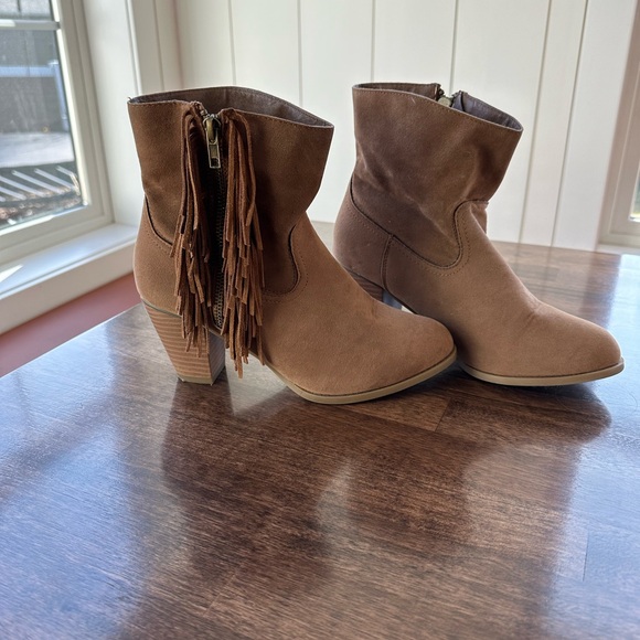 Light Beige Suede Ankle Boots with Fringe Detail - Picture 12 of 12